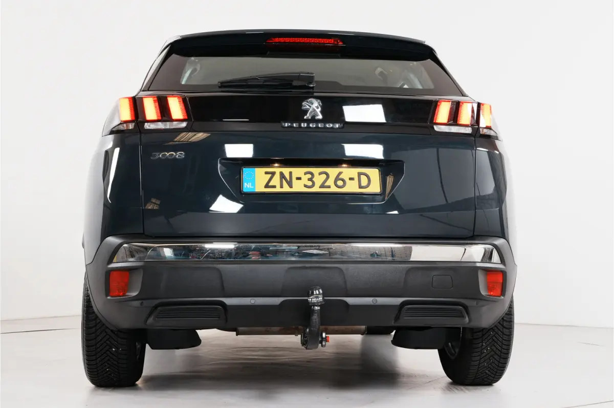 1.2 PureTech Blue Lease Executive | Trekhaak | Cruise | Lane warning | Navi |