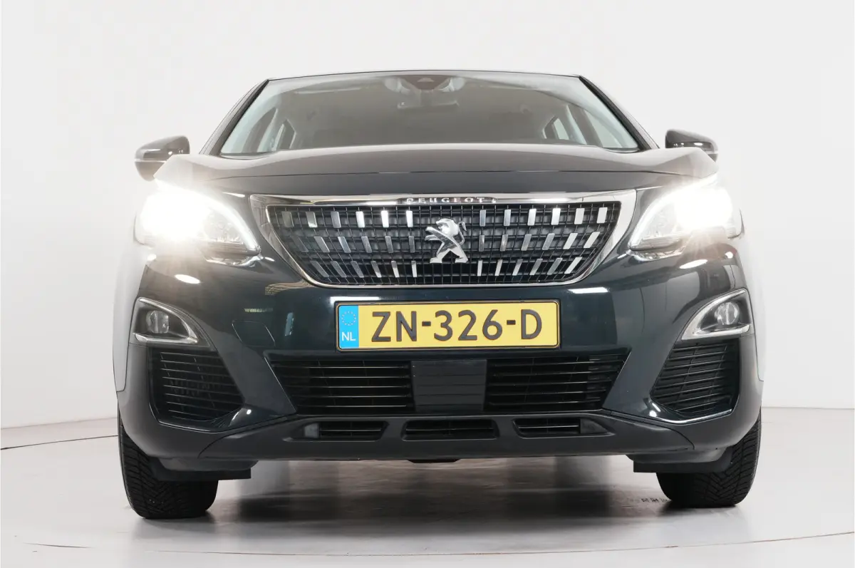 1.2 PureTech Blue Lease Executive | Trekhaak | Cruise | Lane warning | Navi |