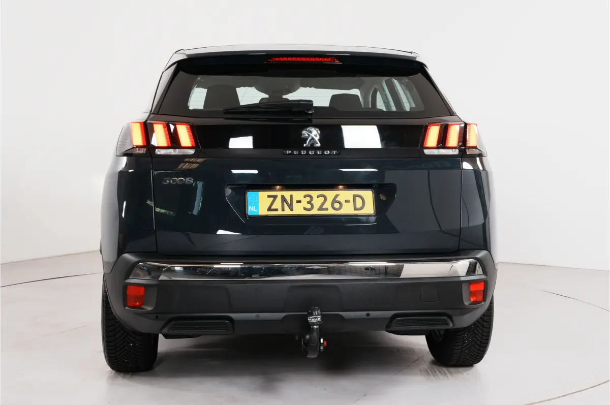 1.2 PureTech Blue Lease Executive | Trekhaak | Cruise | Lane warning | Navi |