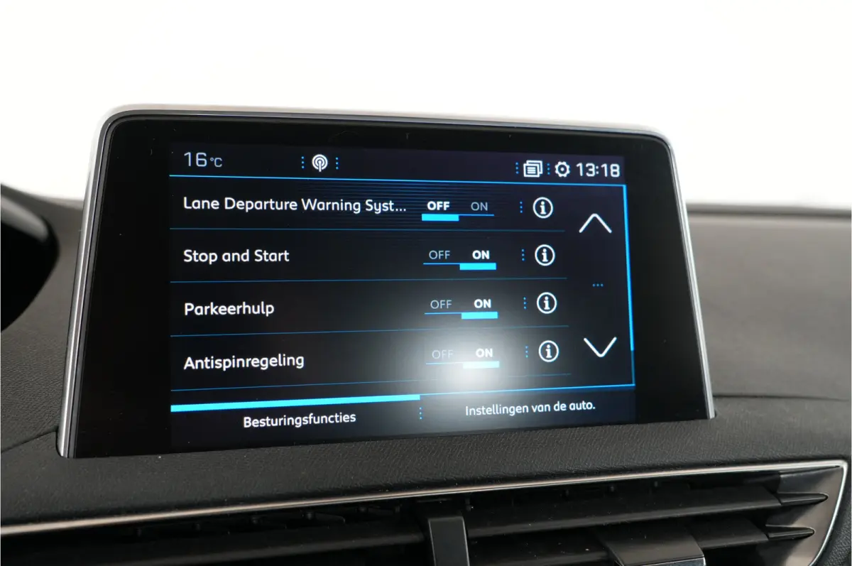 1.2 PureTech Blue Lease Executive | Trekhaak | Cruise | Lane warning | Navi |