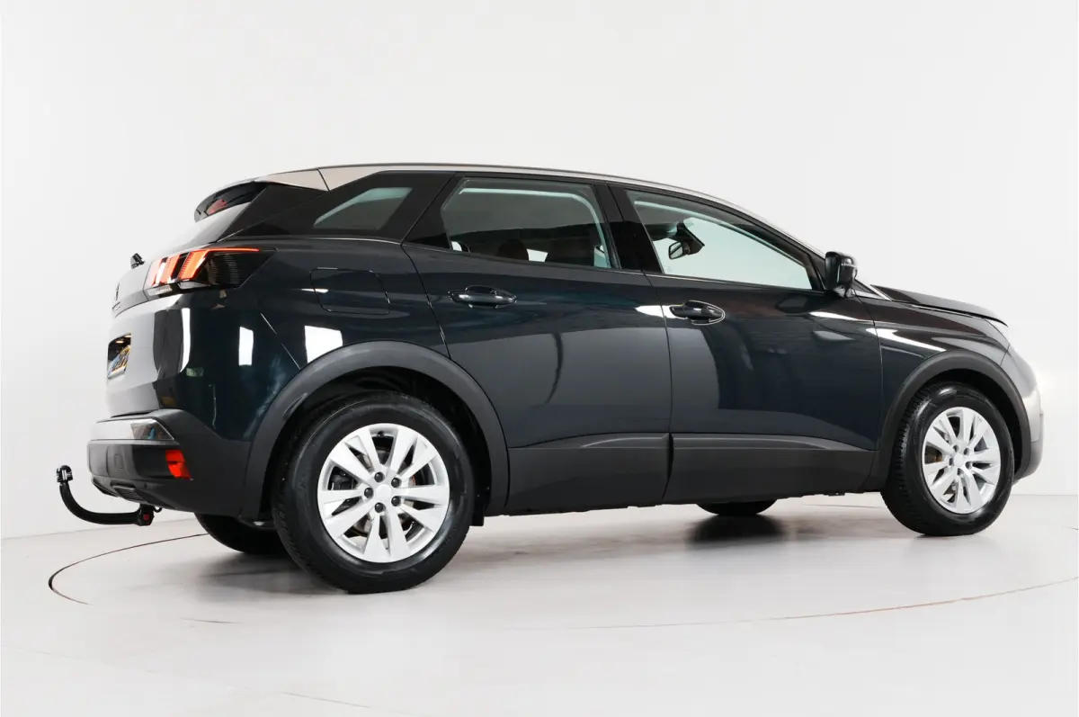 1.2 PureTech Blue Lease Executive | Trekhaak | Cruise | Lane warning | Navi |