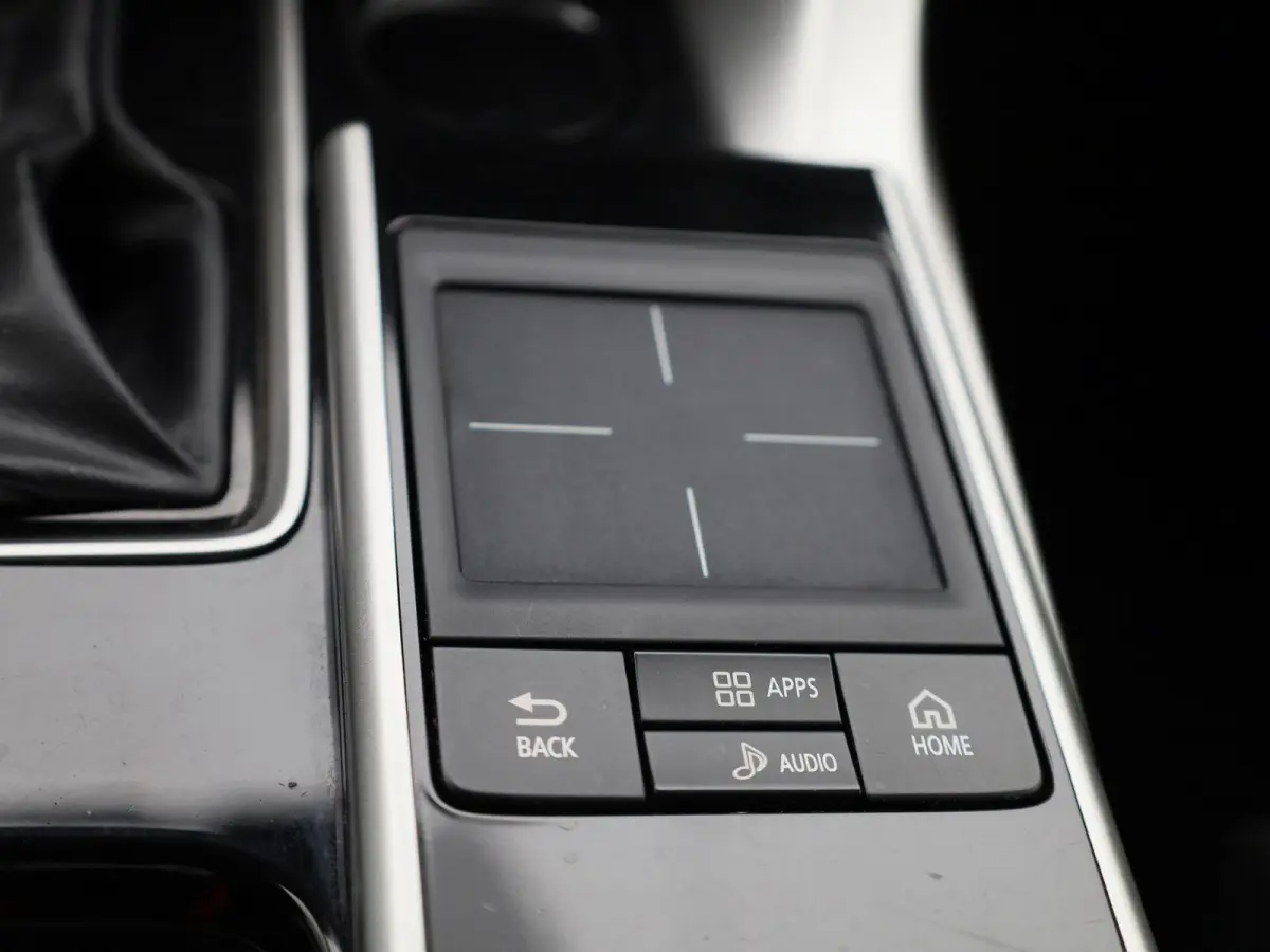 1.5 DI-T First Edition | Automaat | Stoelverwarming | Achteruitrijcamera | Cruise Control | Lichtmetalen Velgen |