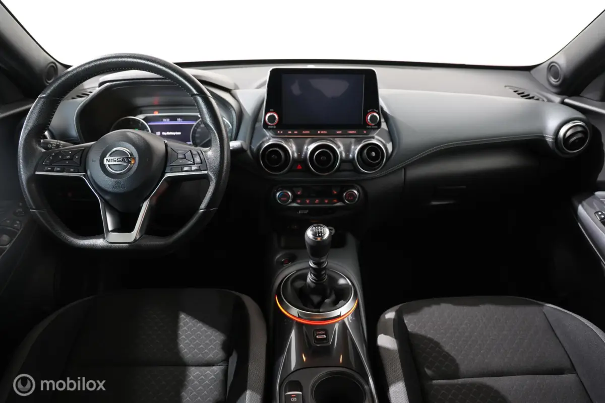 1.0 DIG-T N-Connecta - Stoelverwarming - Camera - Navi