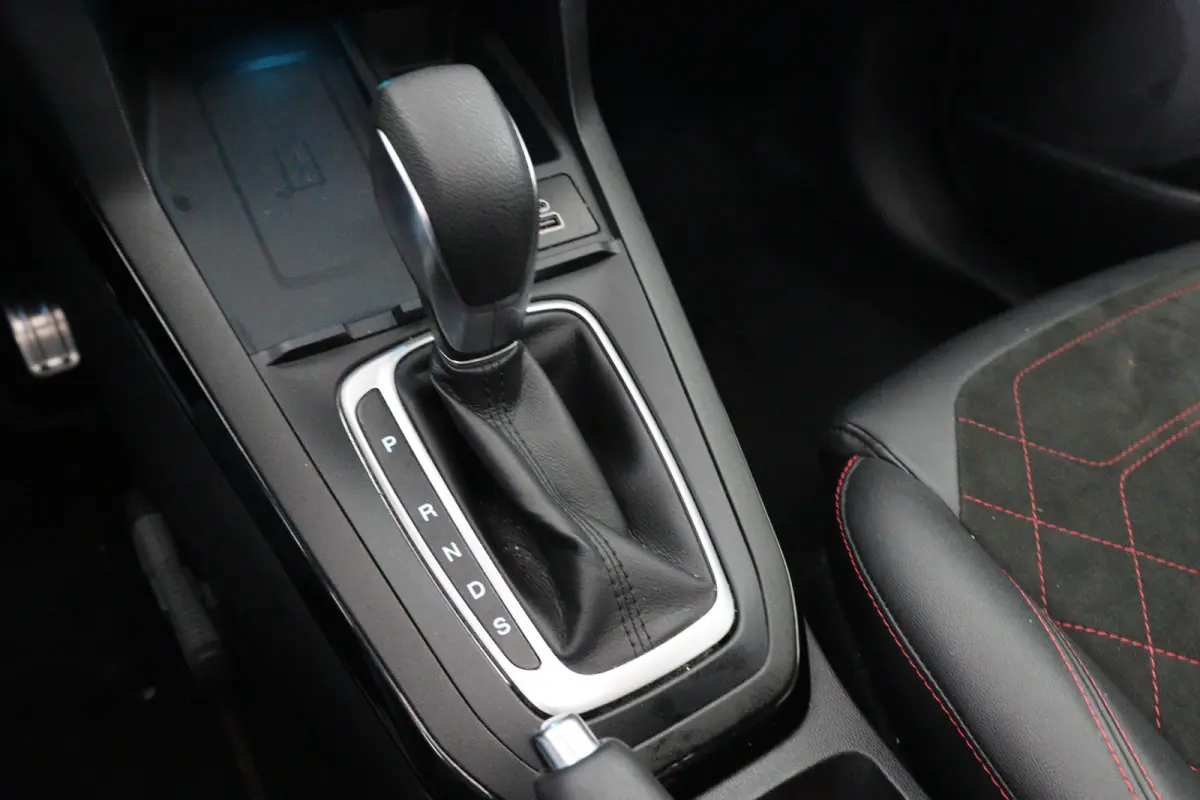 1.0 EcoBoost ST-Line X | Automaat! | Open Dak | B&O | Winterpack | Cruise Adaptive | Camera | Clima | LED | Navi | Lichtmetalen Velgen
