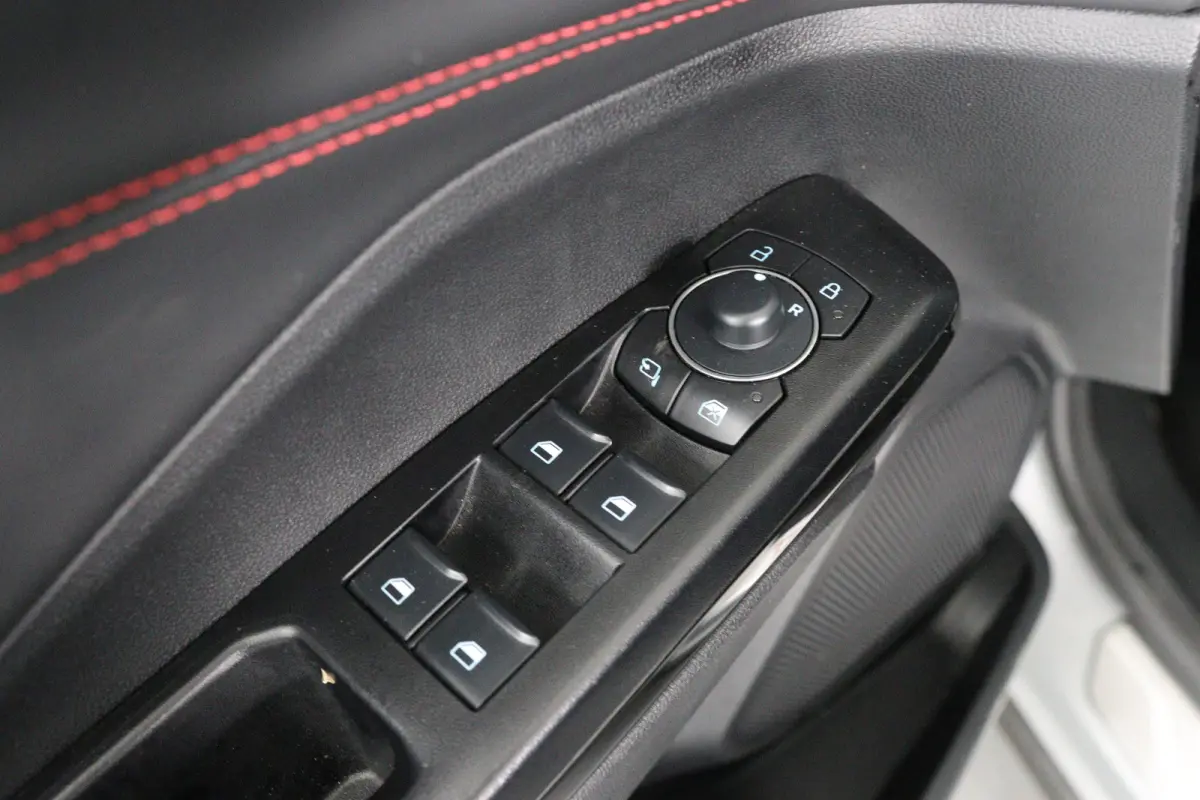 1.0 EcoBoost ST-Line X | Automaat! | Open Dak | B&O | Winterpack | Cruise Adaptive | Camera | Clima | LED | Navi | Lichtmetalen Velgen