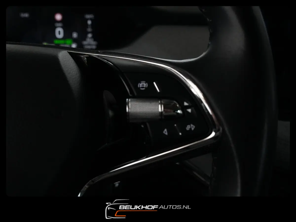 60 Carplay Cruise Camera Navigatie Soh 93%