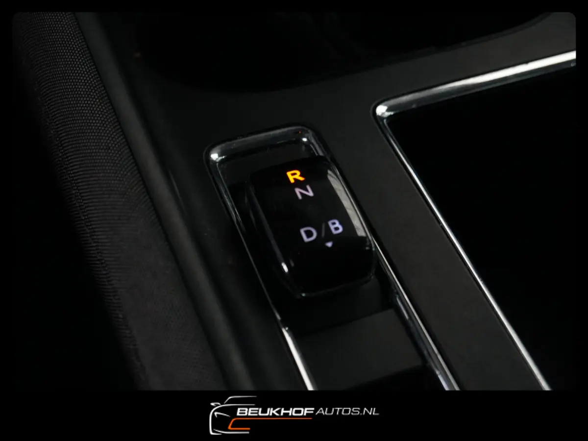60 Carplay Cruise Camera Navigatie Soh 93%