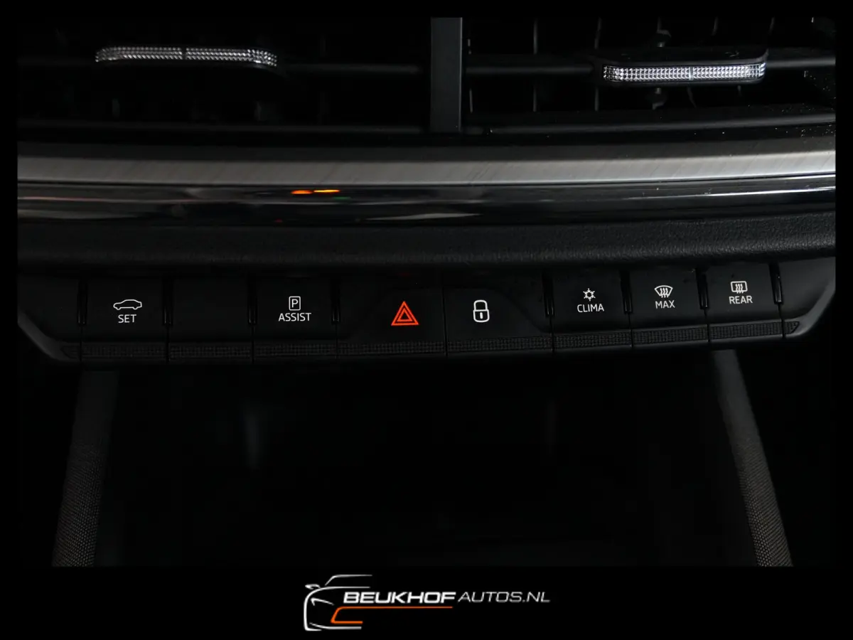 60 Carplay Cruise Camera Navigatie Soh 93%