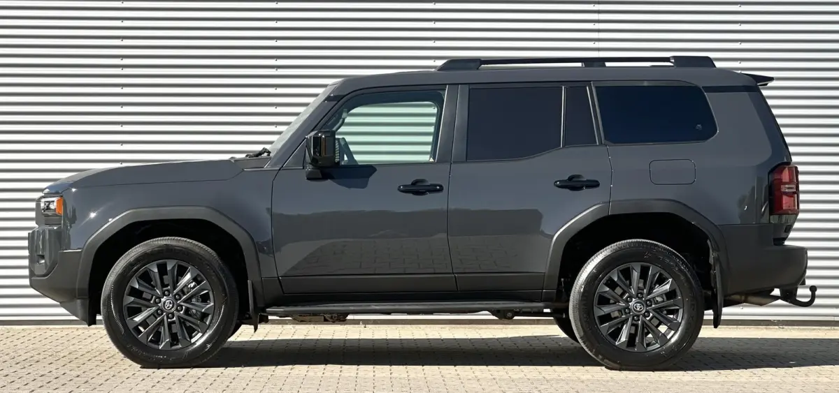 2.8 D-4D landcruiser Blind Van Professional Executive Luxe Uitvoering!