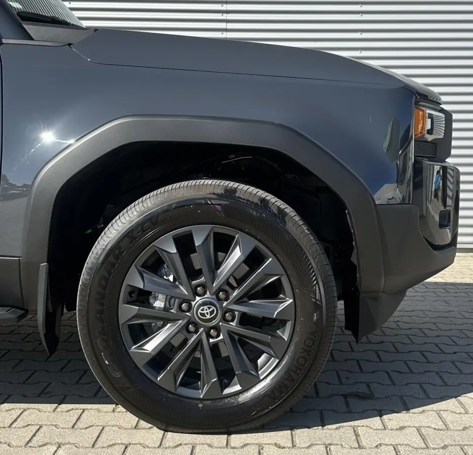2.8 D-4D landcruiser Blind Van Professional Executive Luxe Uitvoering!