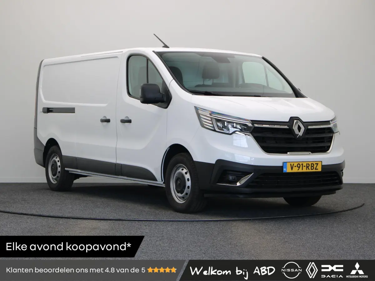 2.0 dCi 110pk T30 L2H1 Comfort | Parkeersensoren | Laadruimtebetimmering | Vierseizoensbanden | Navigatie |