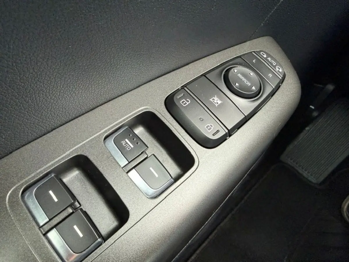 1.6 GDI Dynamic Keyless Navi Clima Blindspot Lane Ass.