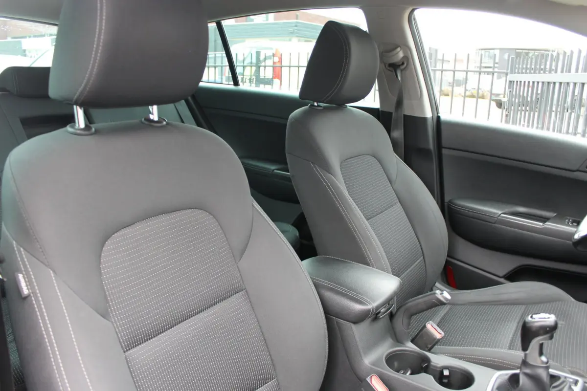 1.6 GDI Dynamic Keyless Navi Clima Blindspot Lane Ass.