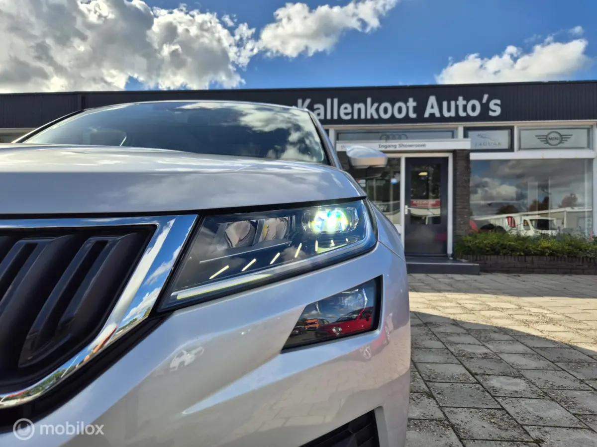1.5 TSI Limited Business 7p DSG, Pano, Trekhaak