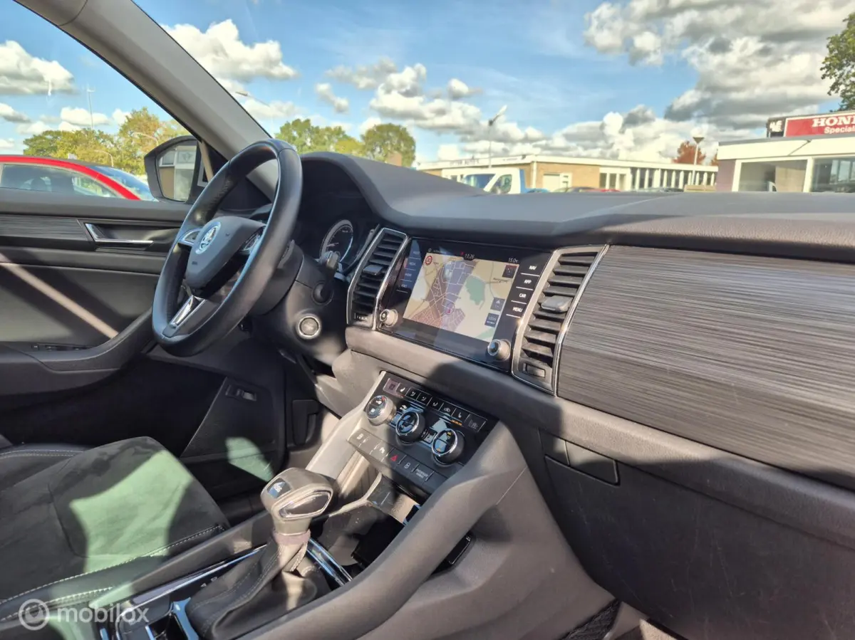 1.5 TSI Limited Business 7p DSG, Pano, Trekhaak