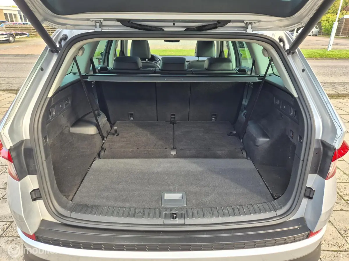 1.5 TSI Limited Business 7p DSG, Pano, Trekhaak