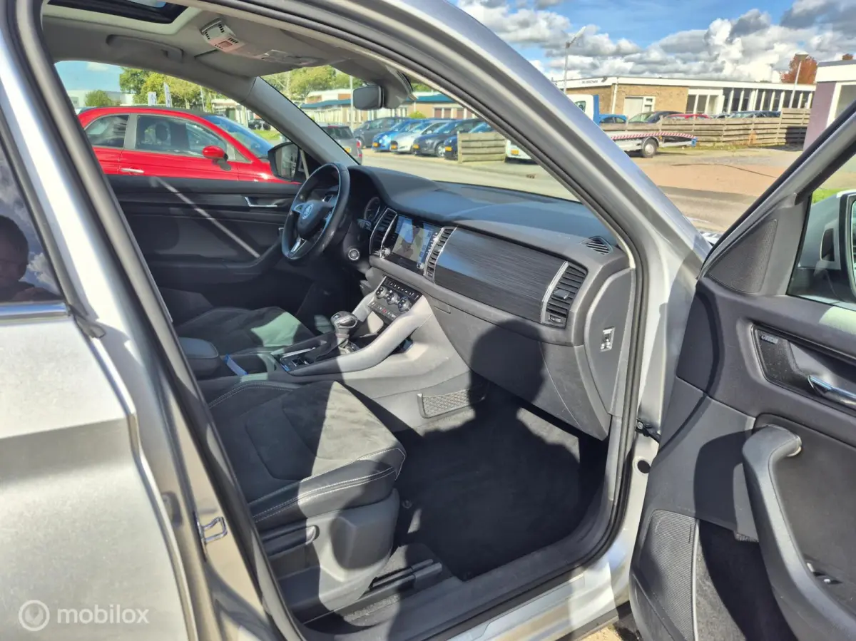 1.5 TSI Limited Business 7p DSG, Pano, Trekhaak