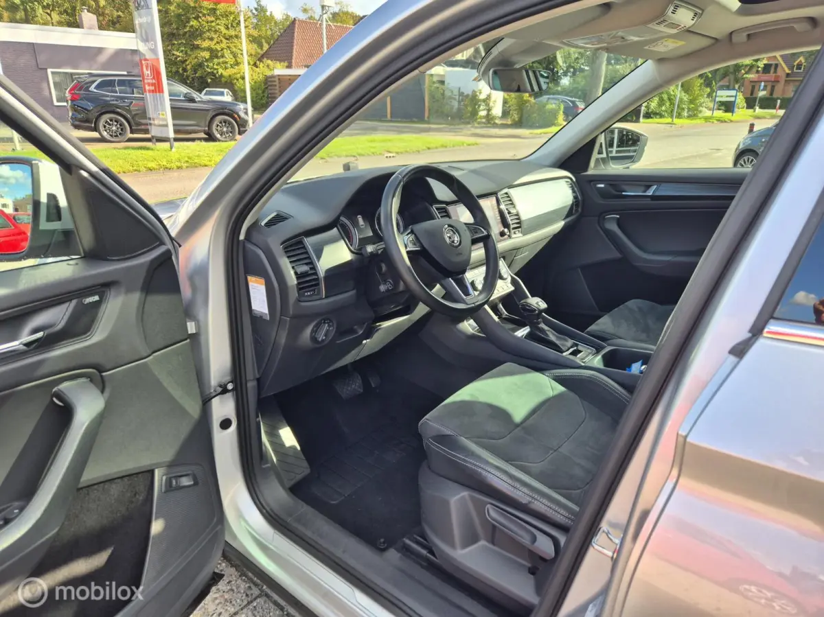 1.5 TSI Limited Business 7p DSG, Pano, Trekhaak