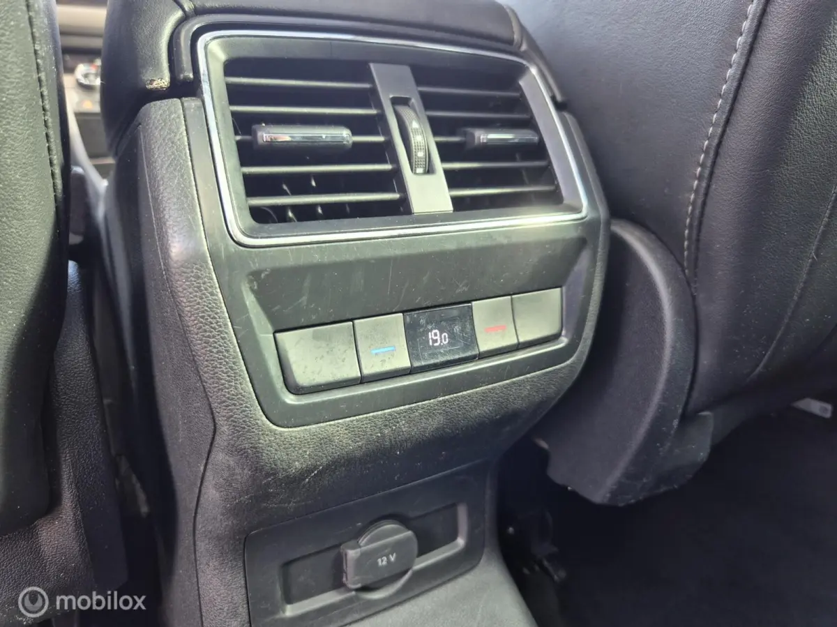 1.5 TSI Limited Business 7p DSG, Pano, Trekhaak