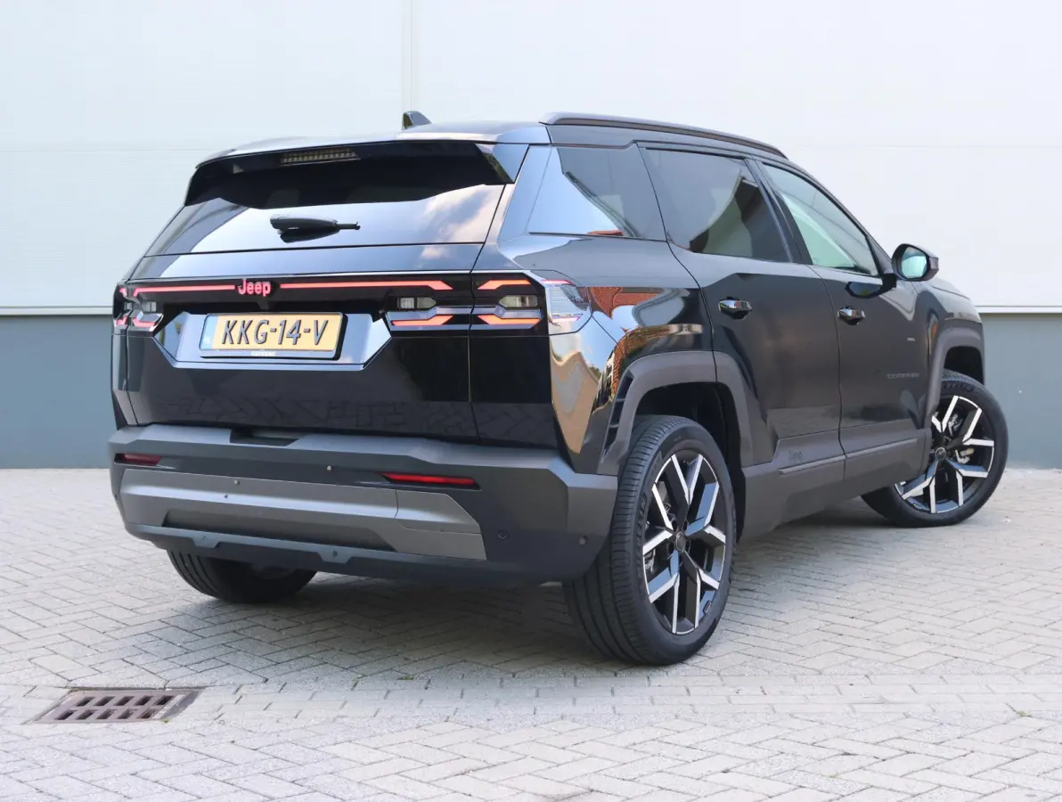 First Edition 74 kWh | Warmtepomp | Camera rondom | Adaptieve Cruise Control | Apple Carplay/Android Auto | Navigatie
