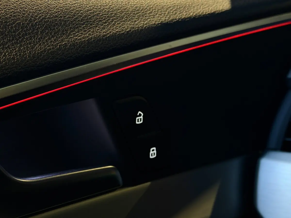 2.0 TFSI S-line | LED | Leer | Carplay | Sfeerverlichting | Elektrische achterklep