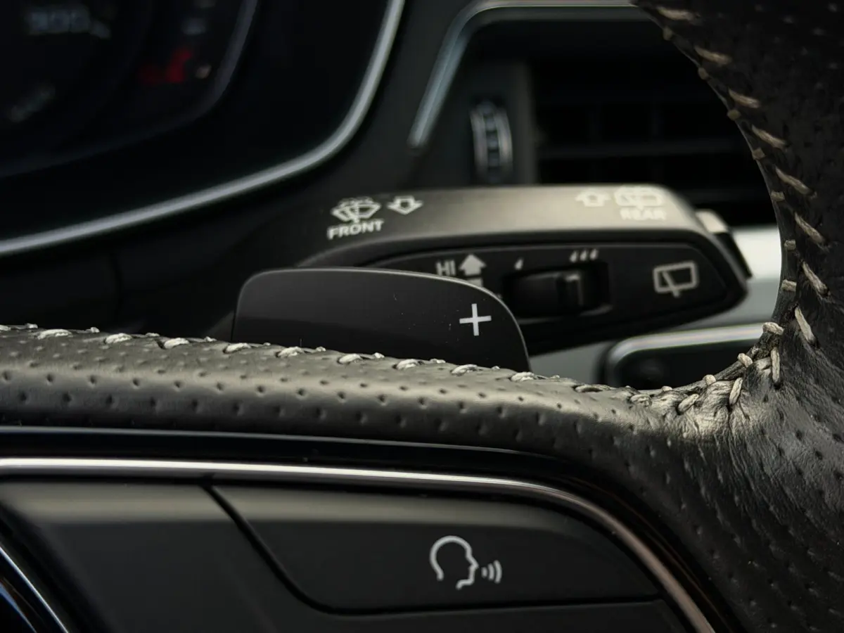 2.0 TFSI S-line | LED | Leer | Carplay | Sfeerverlichting | Elektrische achterklep