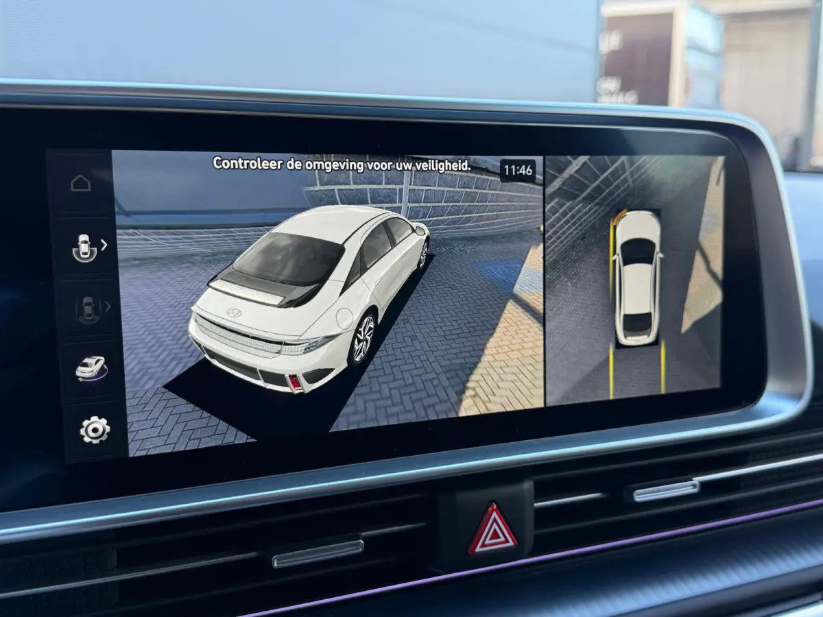 Business 77.4 kWh | Orgineel Nederlands | Navigatie | 360 Graden Camera | Stuur & Stoelverwarming | Bose Audio | Apple Carplay & Android Auto |
