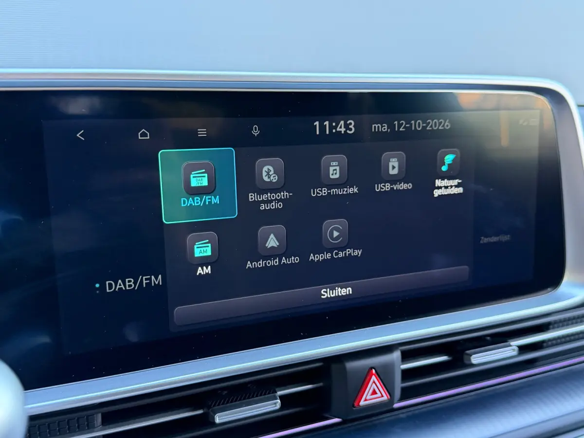 Business 77.4 kWh | Orgineel Nederlands | Navigatie | 360 Graden Camera | Stuur & Stoelverwarming | Bose Audio | Apple Carplay & Android Auto |