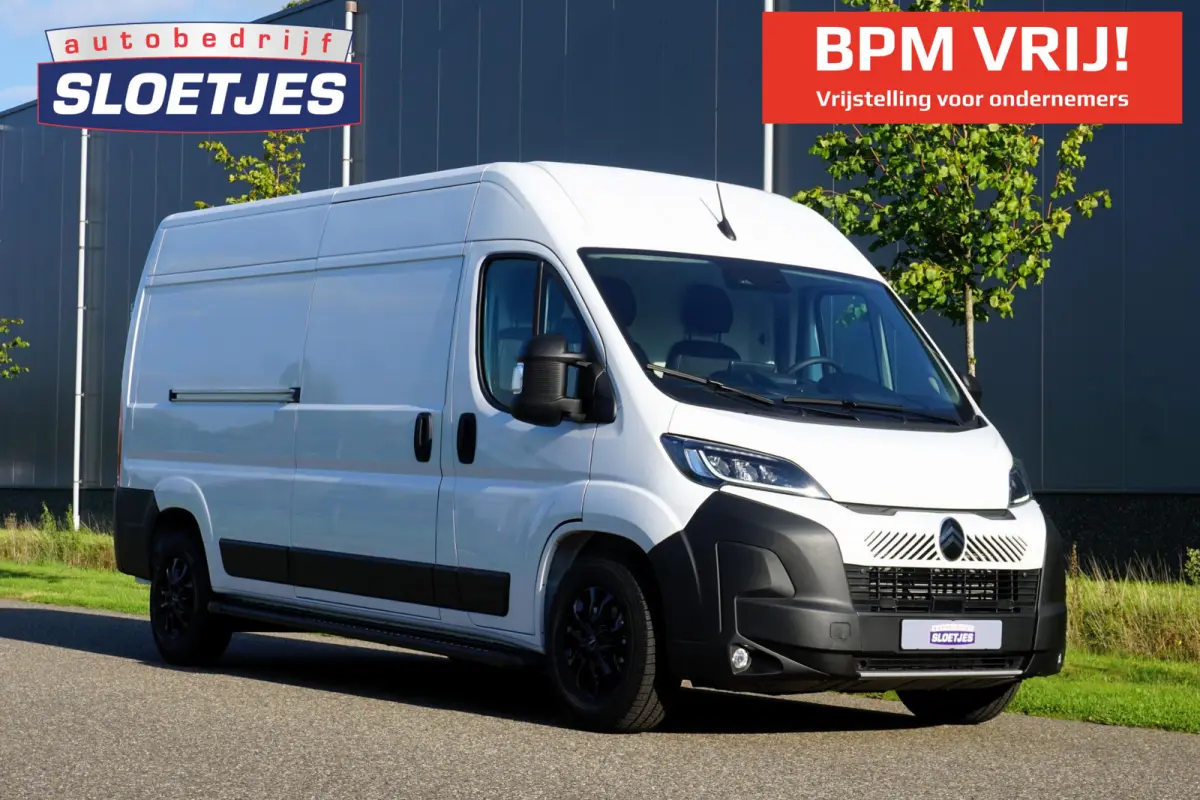 2.2 BlueHDi 140 L3H2 3.5t Nieuwstaat |Full-LED |Leder stuur |Camera |Cruise |Navi |Carplay |Betimmering |2e airbag |Nieuw model |BPM vrij |Digitaal dashboard