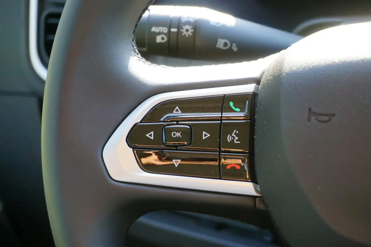 2.2 BlueHDi 140 L3H2 3.5t Nieuwstaat |Full-LED |Leder stuur |Camera |Cruise |Navi |Carplay |Betimmering |2e airbag |Nieuw model |BPM vrij |Digitaal dashboard