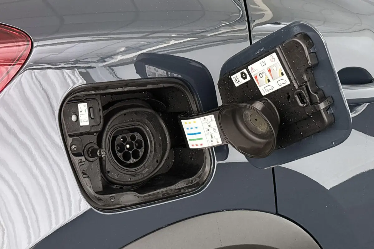 1.6 E-Tech plug-in hybrid 160 techno SOH 98% Clima Camera 18" Apple CarPlay