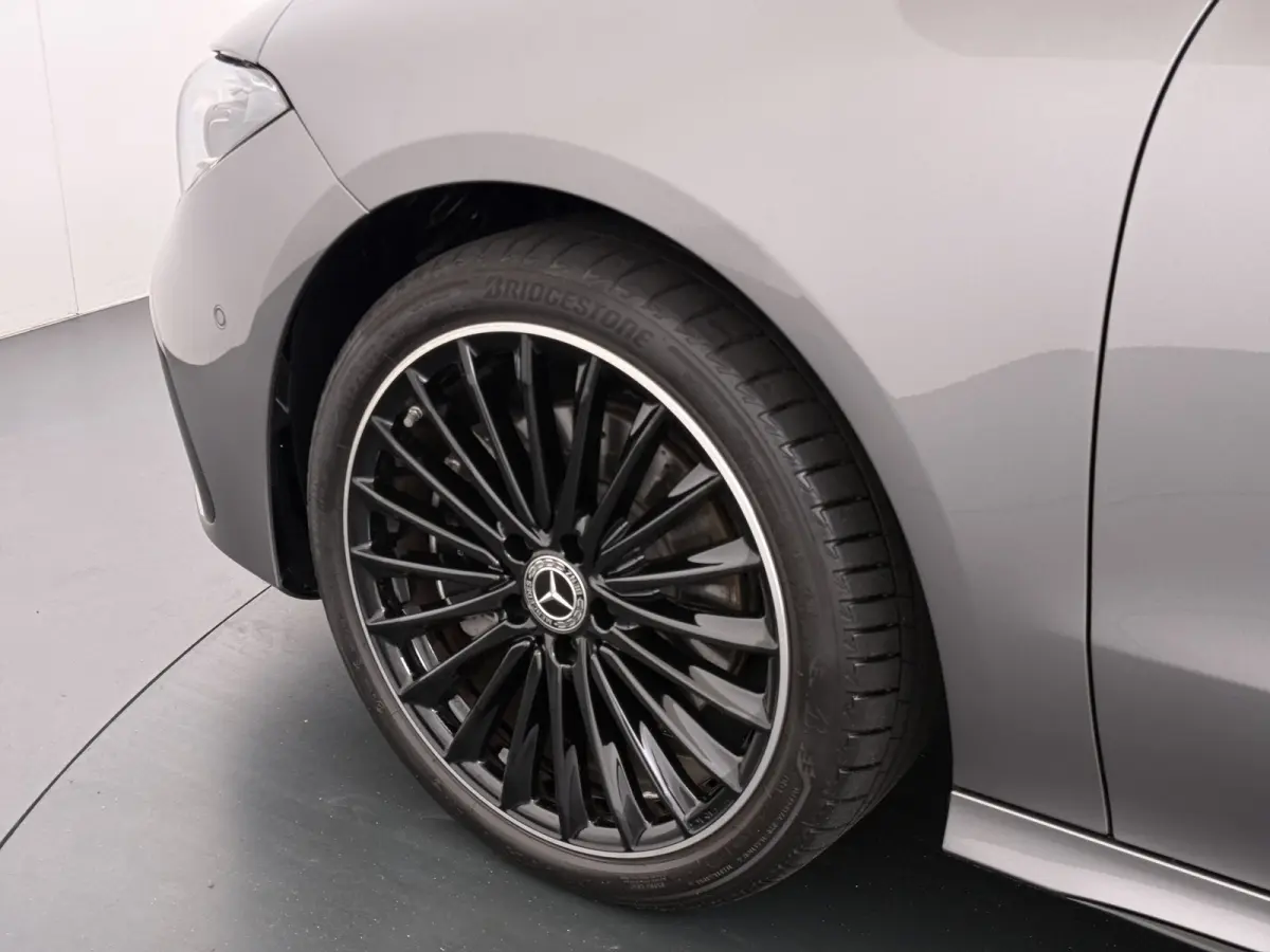 CLA 250 e Shooting Brake AMG line Night | Panorama 360 Distronic HUD Keyless Dodehoek