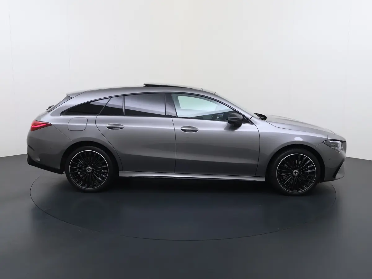 CLA 250 e Shooting Brake AMG line Night | Panorama 360 Distronic HUD Keyless Dodehoek