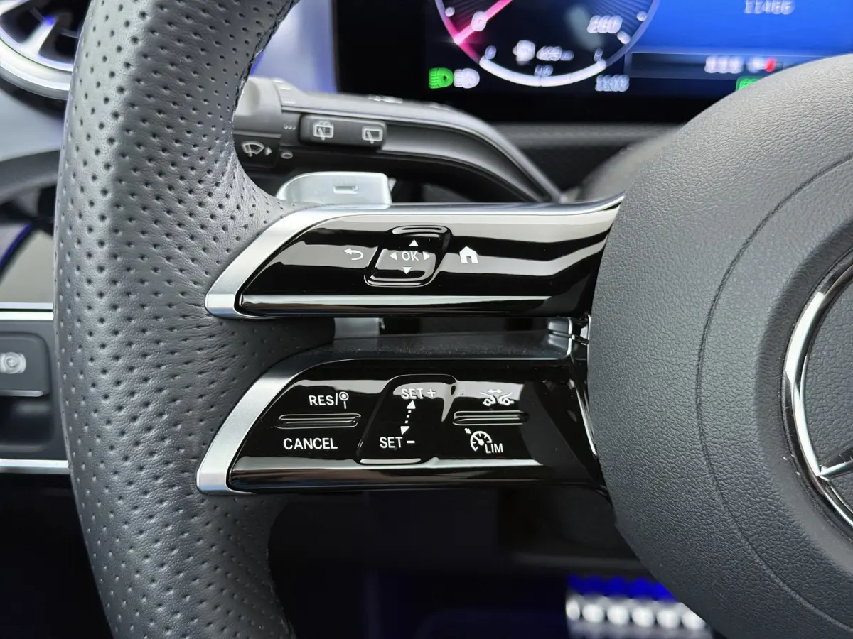 CLA 250 e Shooting Brake AMG line Night | Panorama 360 Distronic HUD Keyless Dodehoek