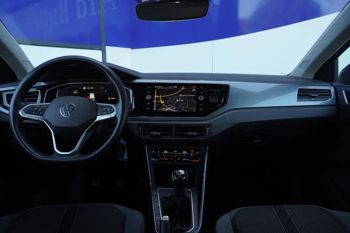 1.0 TSI Style / IQ.Light / Virtual / Navi / ACC / ECC / PDC / Apple.Carplay / = TOP PRIJS !!