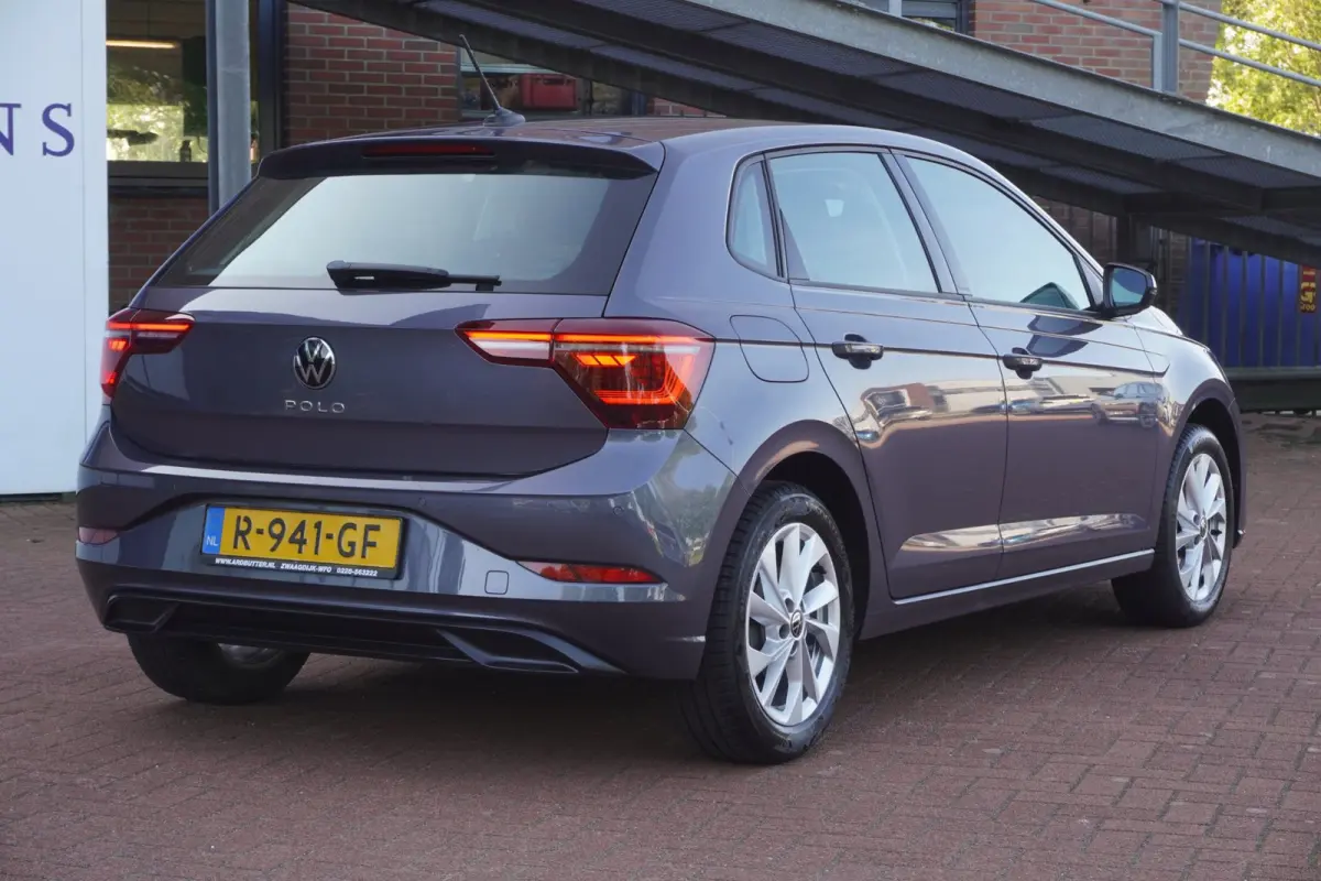 1.0 TSI Style / IQ.Light / Virtual / Navi / ACC / ECC / PDC / Apple.Carplay / = TOP PRIJS !!