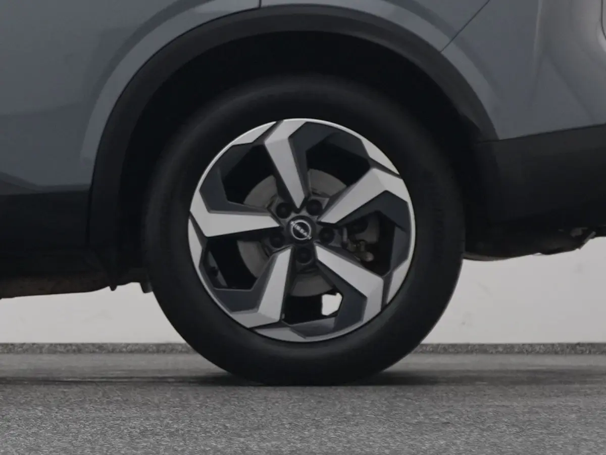 1.5 e-Power Business Design | CAMERA | ADAPTIVE | KEYLESS