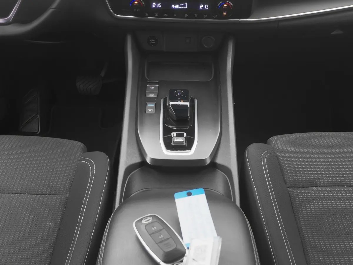1.5 e-Power Business Design | CAMERA | ADAPTIVE | KEYLESS