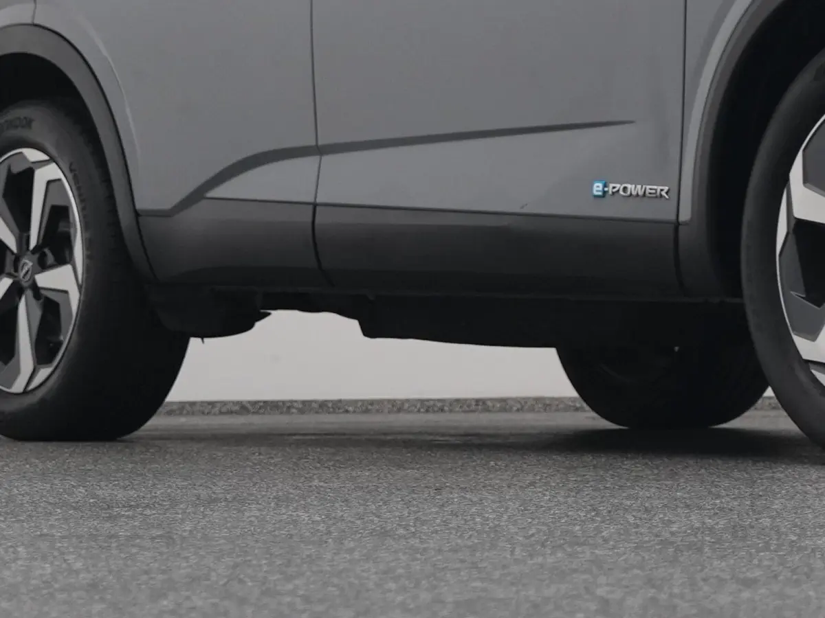 1.5 e-Power Business Design | CAMERA | ADAPTIVE | KEYLESS