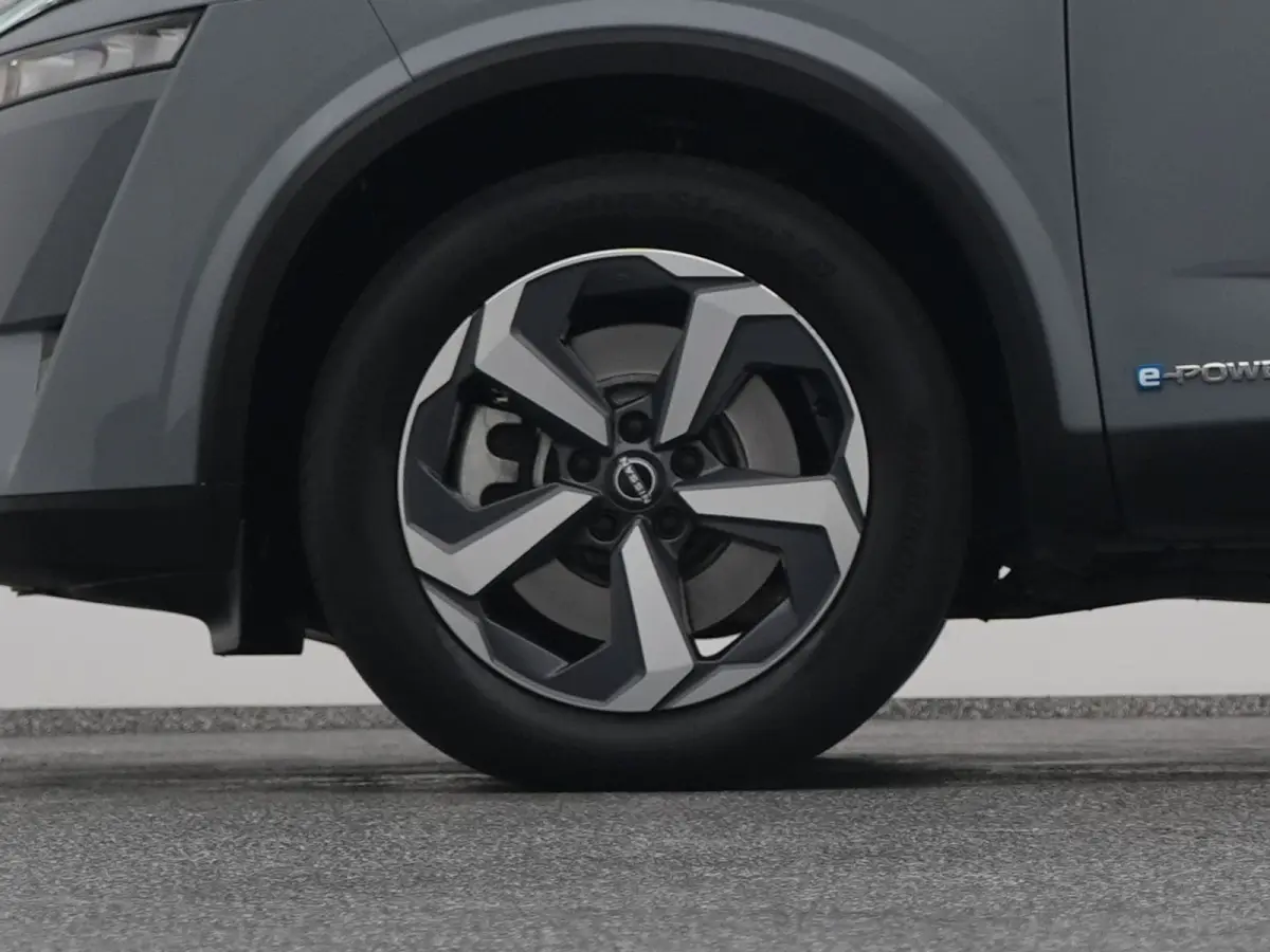 1.5 e-Power Business Design | CAMERA | ADAPTIVE | KEYLESS