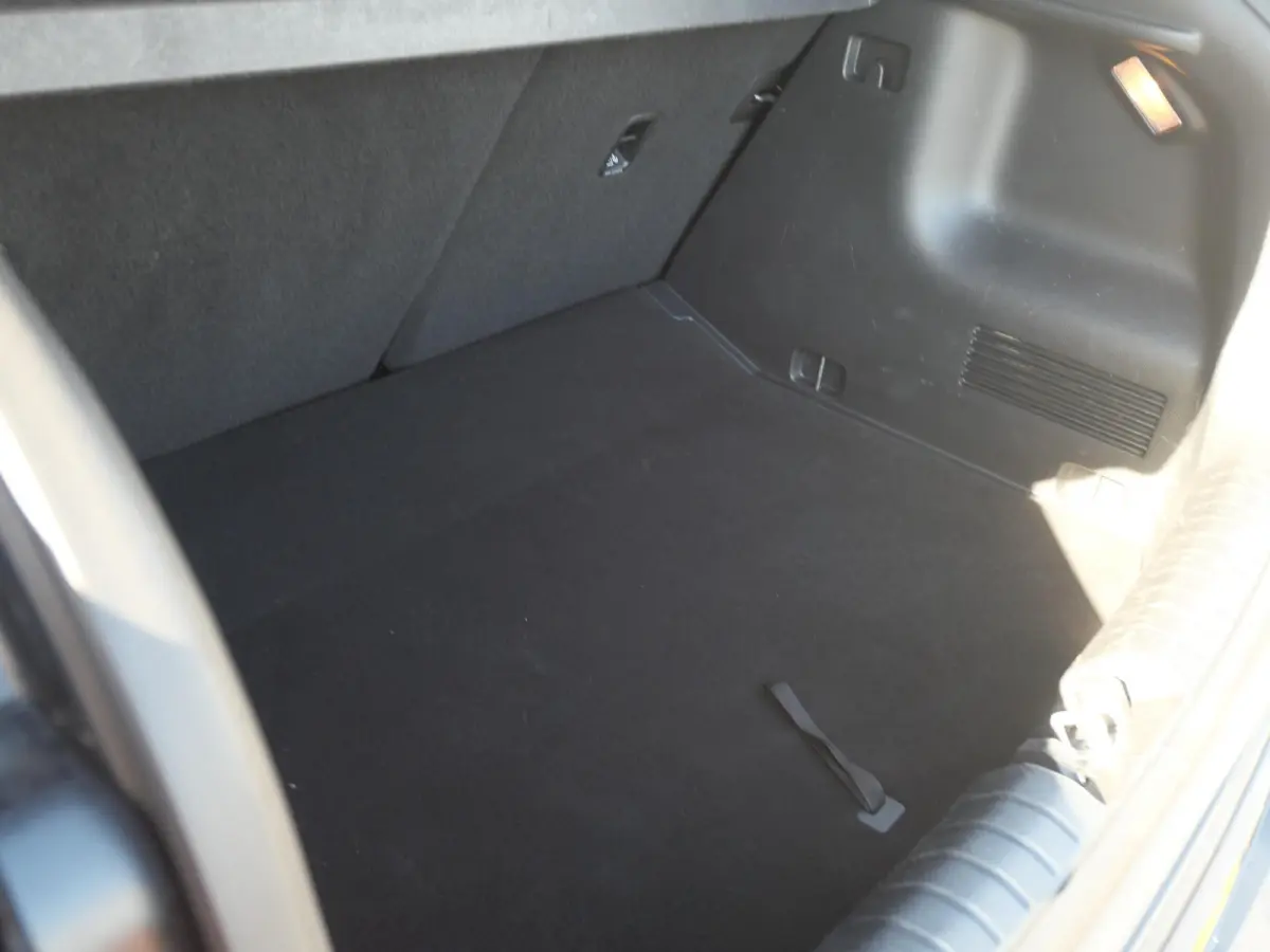 1.0 T-GDi MHEV DynamicLine | Trekhaak | All Season Banden | Cruise | Navi | Carplay |