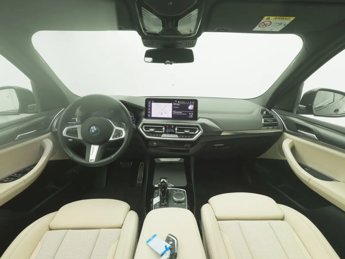 xDrive30e High Executive M-Sport | CAMERA | PANO | LEDER | KEYLESS