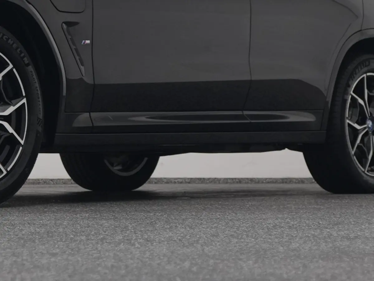 xDrive30e High Executive M-Sport | CAMERA | PANO | LEDER | KEYLESS