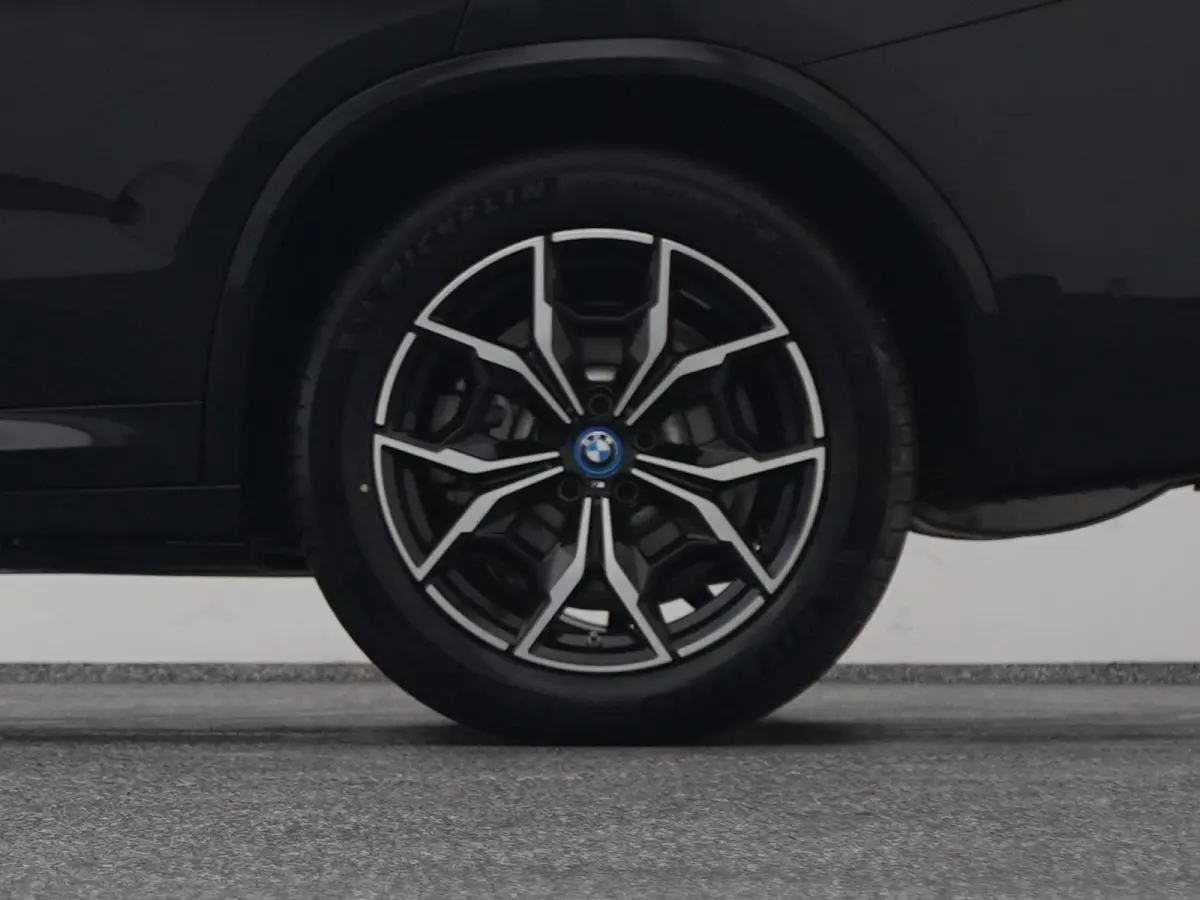 xDrive30e High Executive M-Sport | CAMERA | PANO | LEDER | KEYLESS