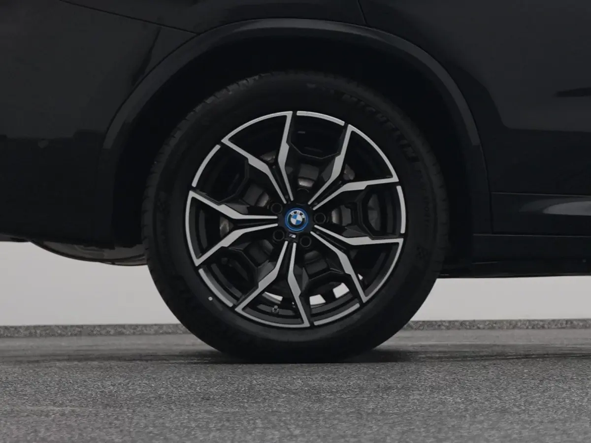 xDrive30e High Executive M-Sport | CAMERA | PANO | LEDER | KEYLESS