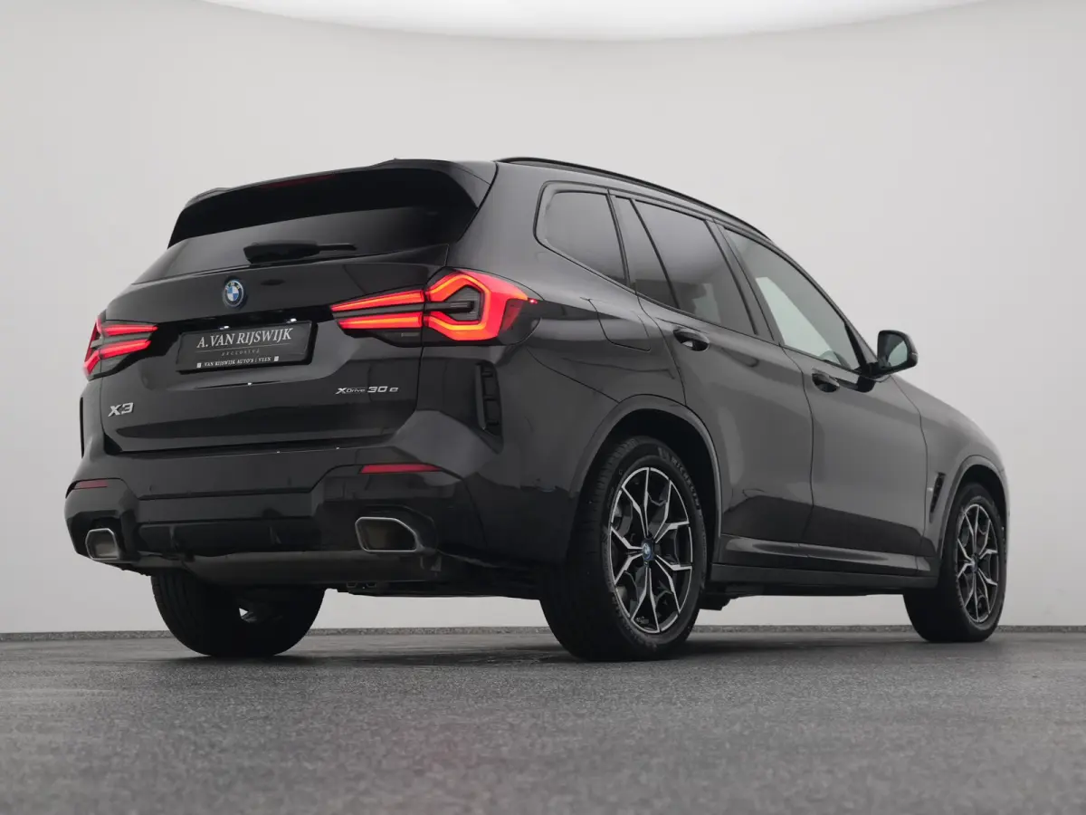 xDrive30e High Executive M-Sport | CAMERA | PANO | LEDER | KEYLESS