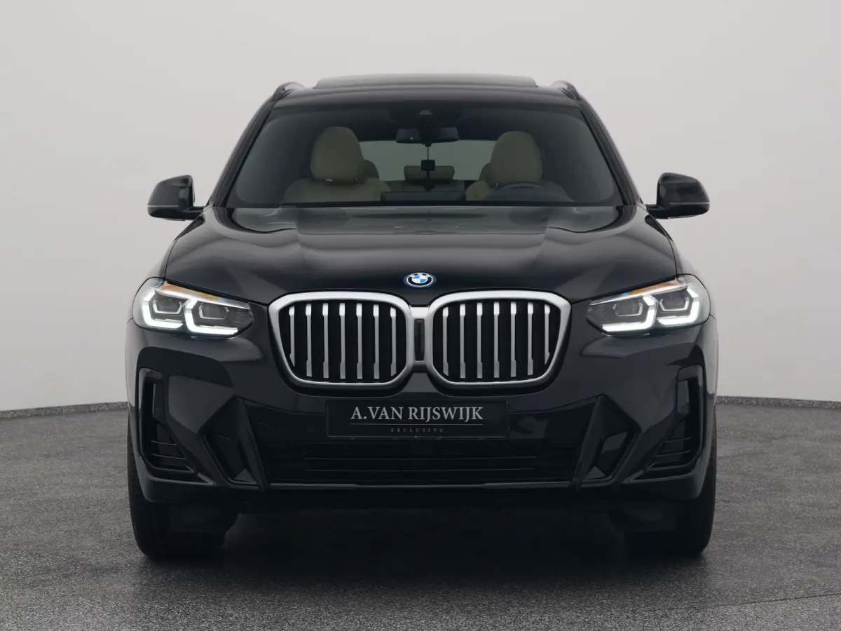 xDrive30e High Executive M-Sport | CAMERA | PANO | LEDER | KEYLESS