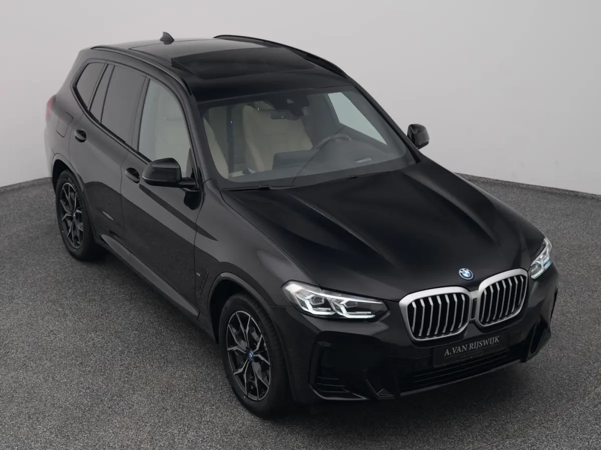 xDrive30e High Executive M-Sport | CAMERA | PANO | LEDER | KEYLESS