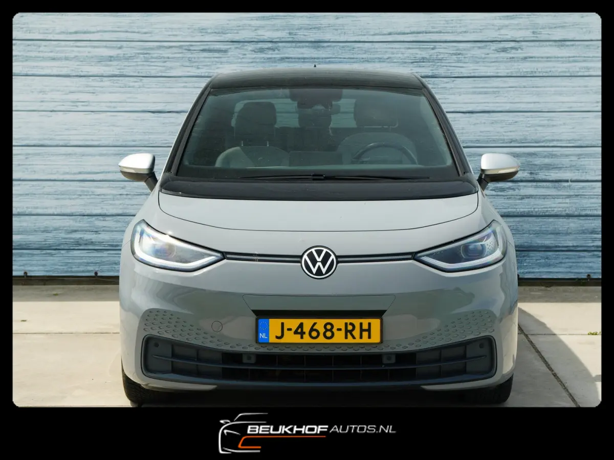 First Plus 58 kWh Carplay Nav Camera Soh 92%