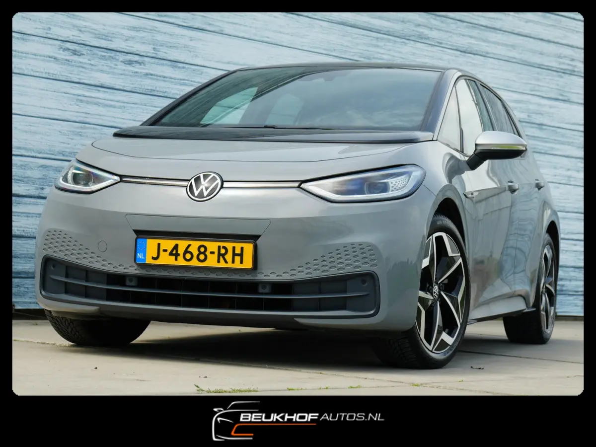 First Plus 58 kWh Carplay Nav Camera Soh 92%